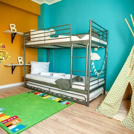 Aegean Family Apartment Peraía エクステリア 写真