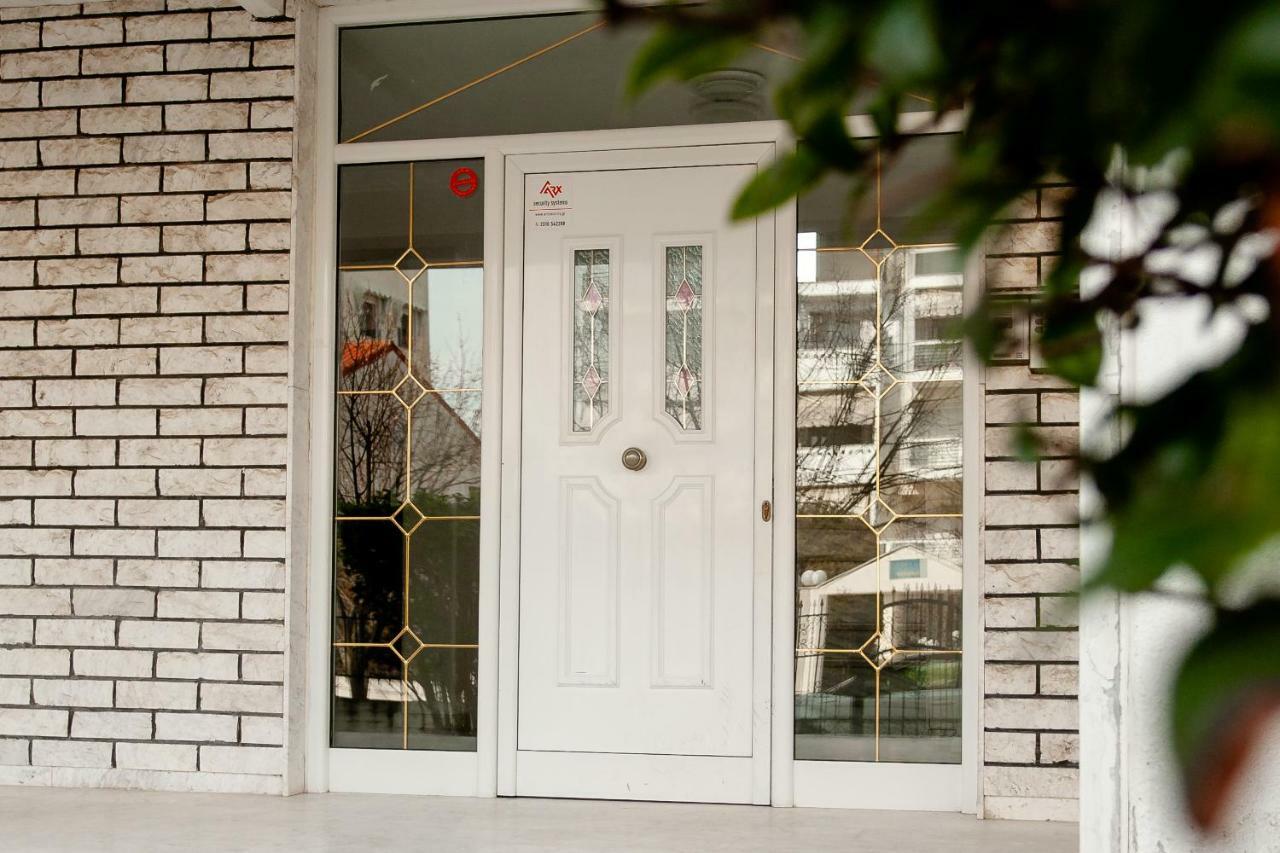 Aegean Family Apartment Peraía エクステリア 写真
