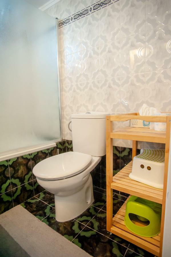 Aegean Family Apartment Peraía エクステリア 写真